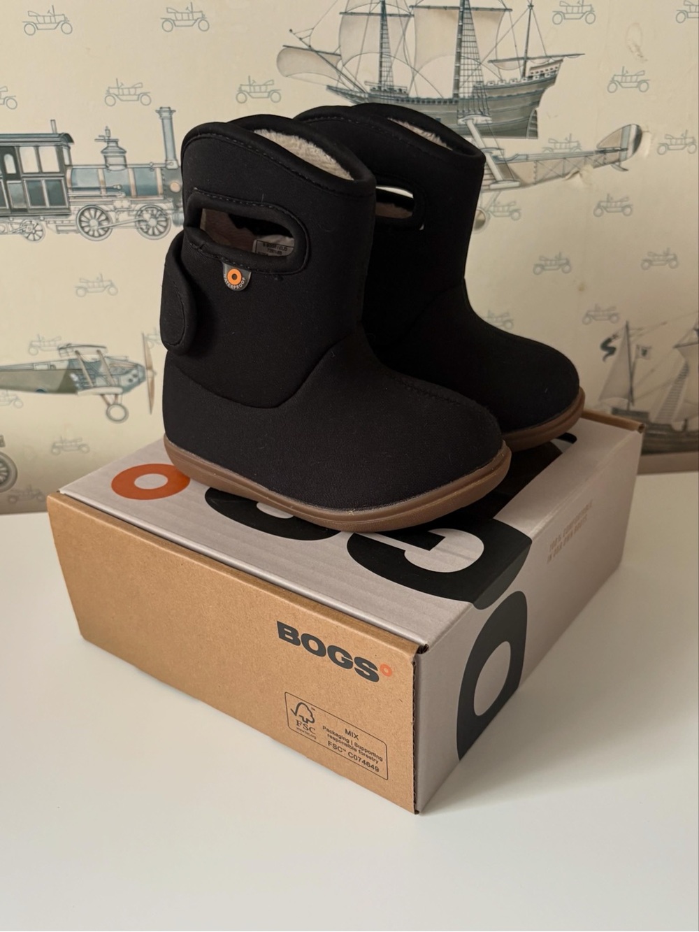 Bogs Kids Black & Brown Cozy Winter Boots